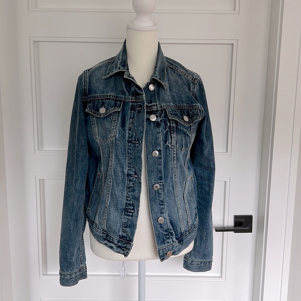 Gap icon denim jacket extra small XS